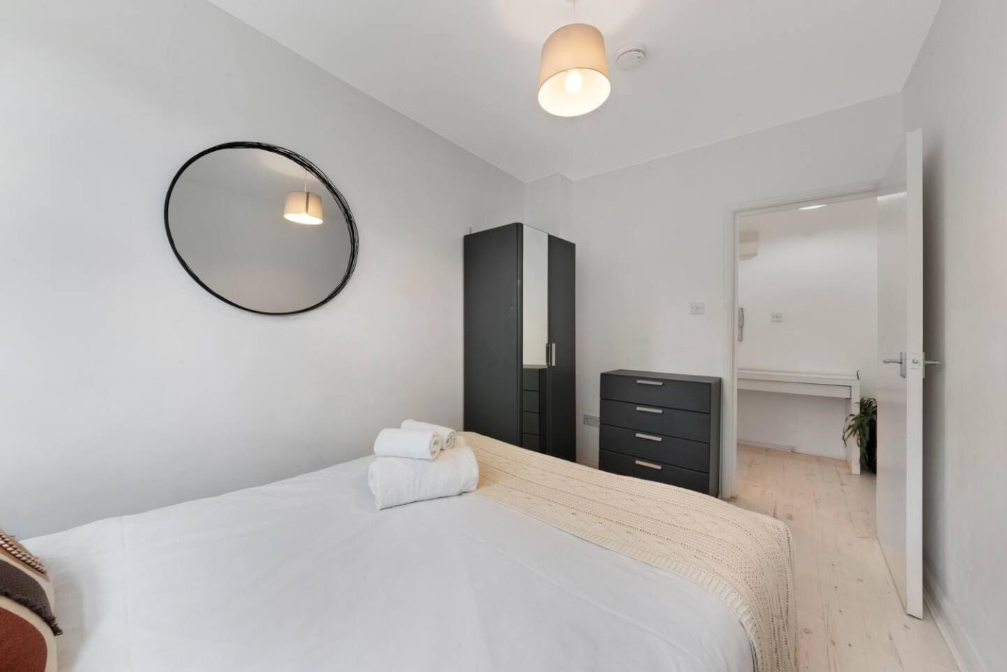 2 Bed Apartment- Finsbury Park Station B ロンドン エクステリア 写真