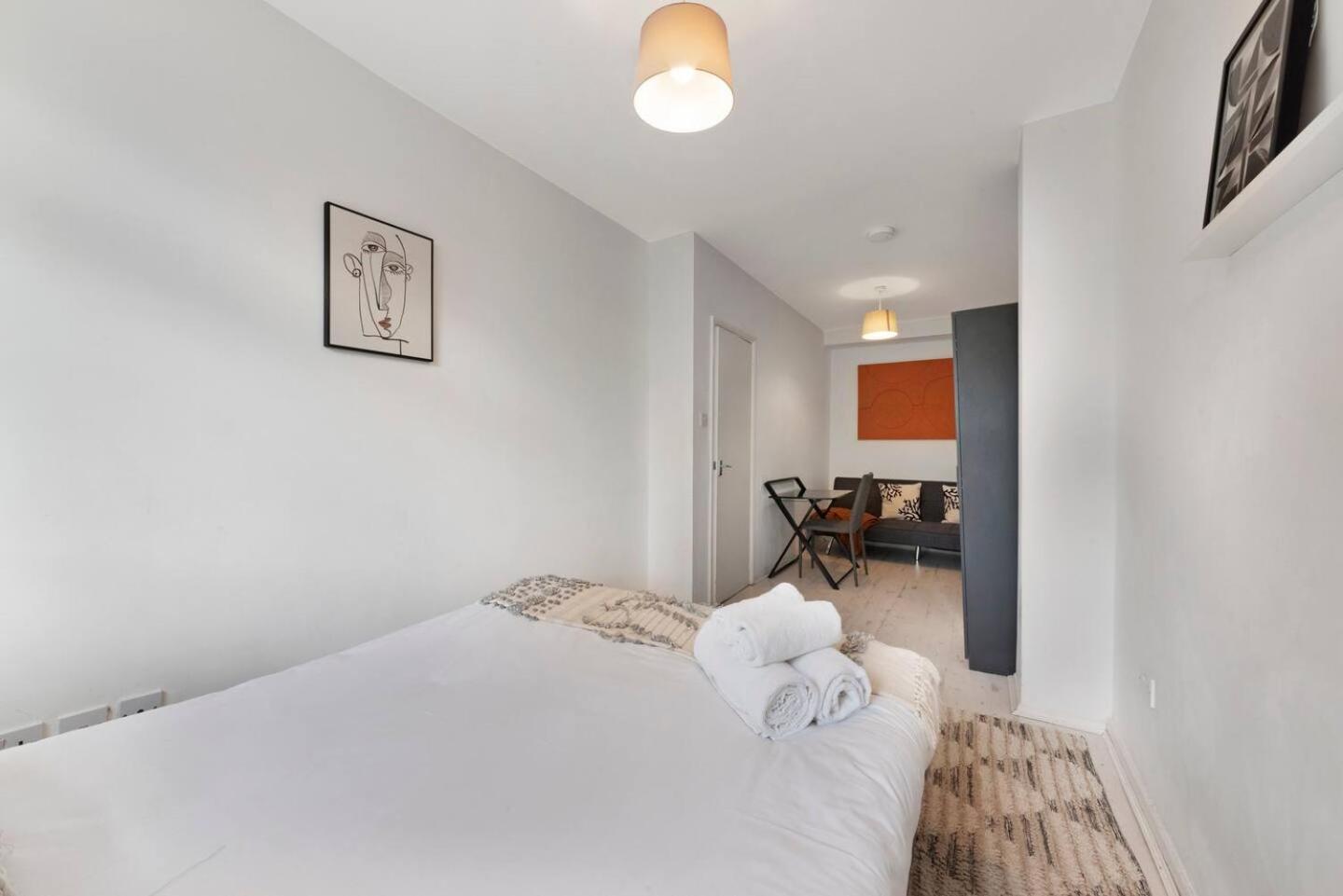 2 Bed Apartment- Finsbury Park Station B ロンドン エクステリア 写真